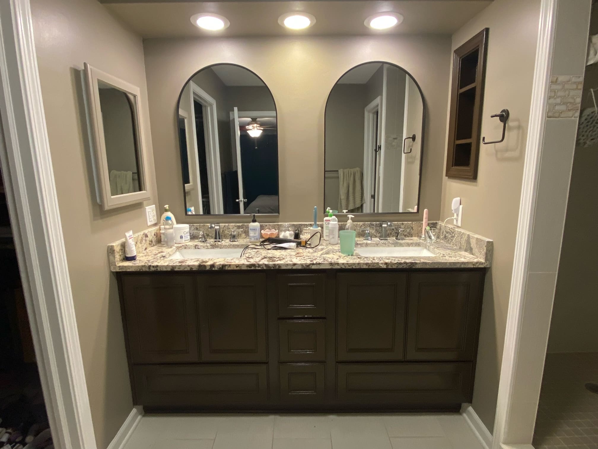 Bennett_cabinet_after_1